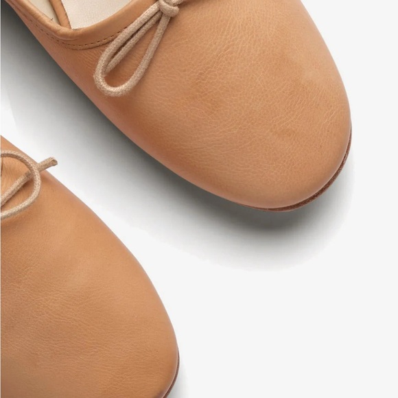 NEW IN BOX 〰️ FREDA SALVADOR roma calf leather ballet flat in camel | size 7 - Picture 5 of 6